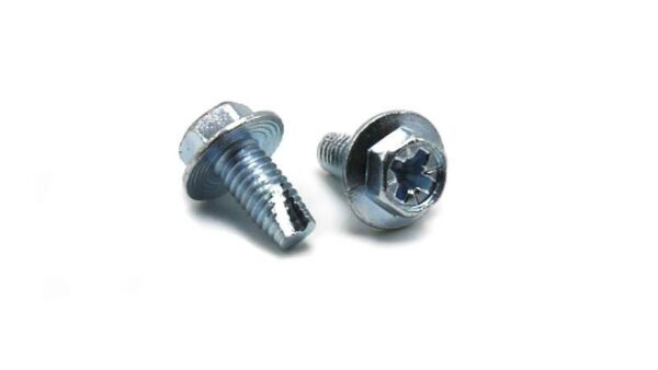 M4x16 Machine Screw